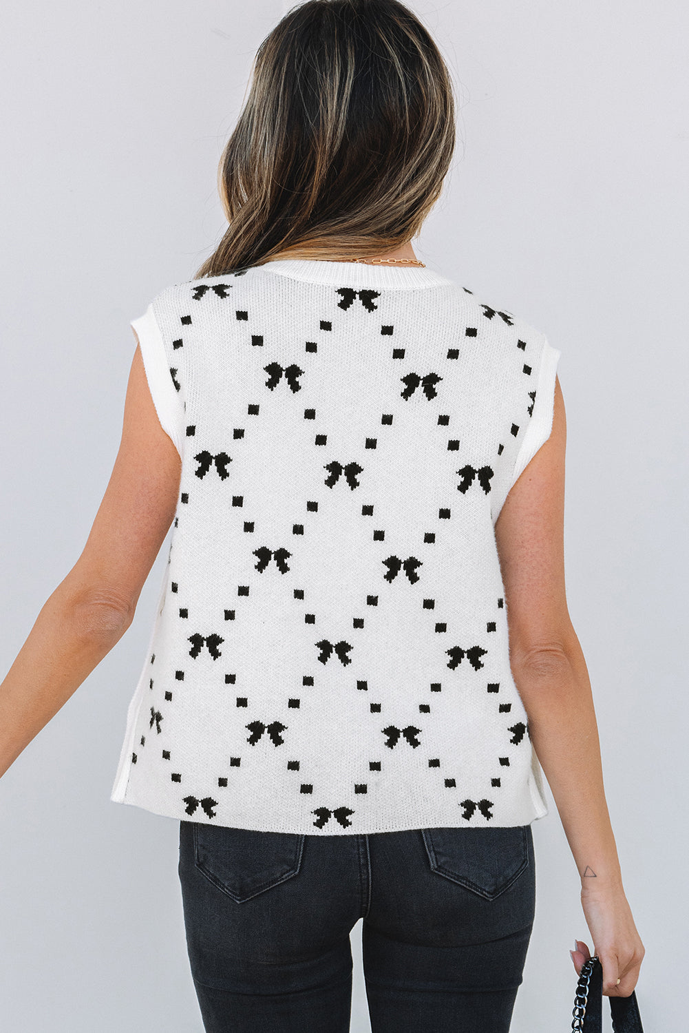 Side Button Cropped Sweater Vest